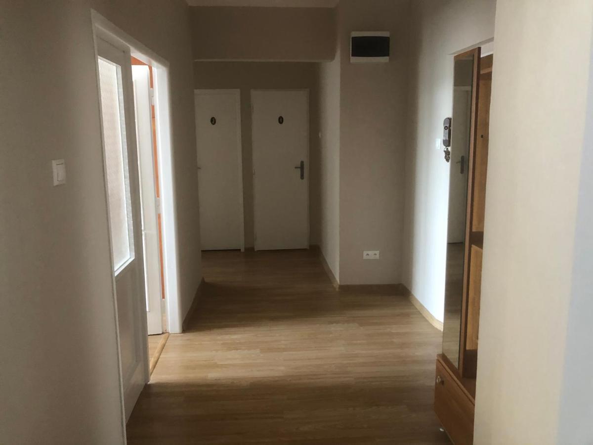 Apartman Bea, Snp 12 Velky Krtis Ngoại thất bức ảnh